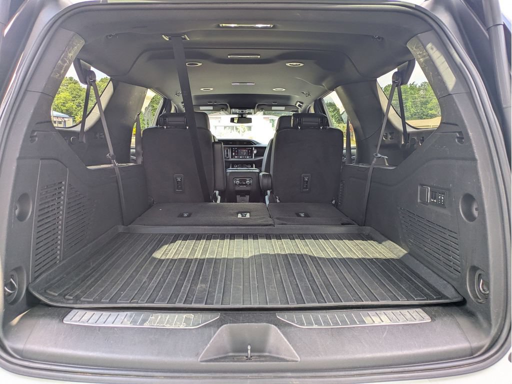 Used 2022 GMC Yukon XL Denali AWD/4WD image 7