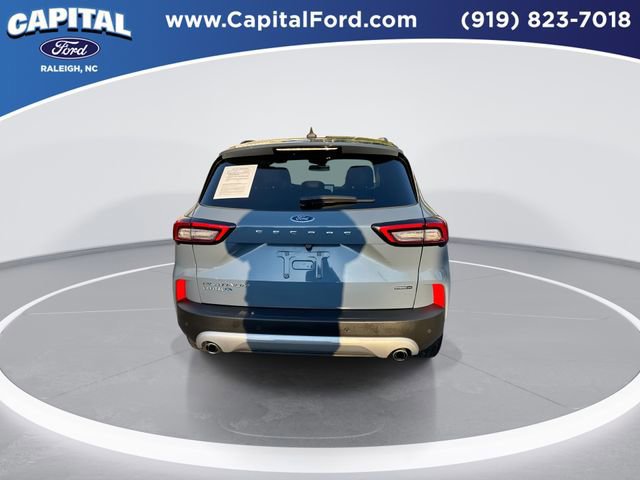 Certified 2025 Ford Escape Platinum w/ Premium Technology Package image 5
