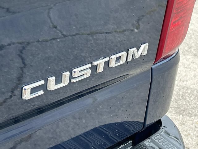 Used 2022 Chevrolet Silverado 1500 Custom RWD image 12