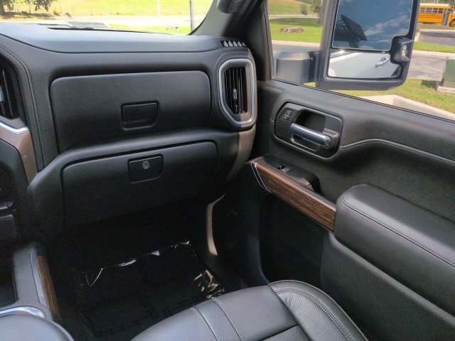 Used 2022 Chevrolet Silverado 2500 High Country w/ Z71 Off-Road Package AWD/4WD image 17