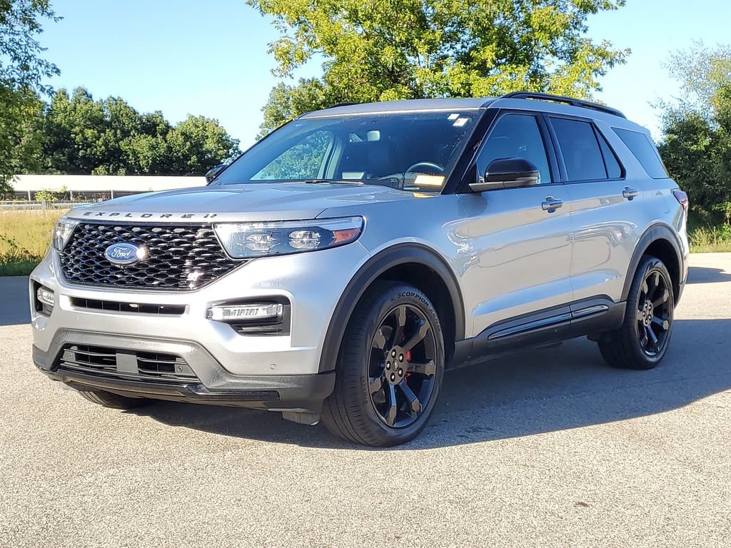 Certified 2023 Ford Explorer ST w/ Equipment Group 401A AWD/4WD image 2