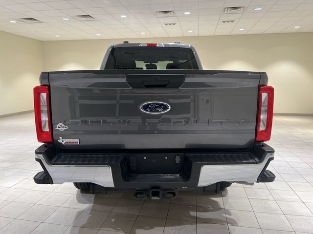 Certified 2023 Ford F250 XLT w/ FX4 Off-Road Package AWD/4WD image 4
