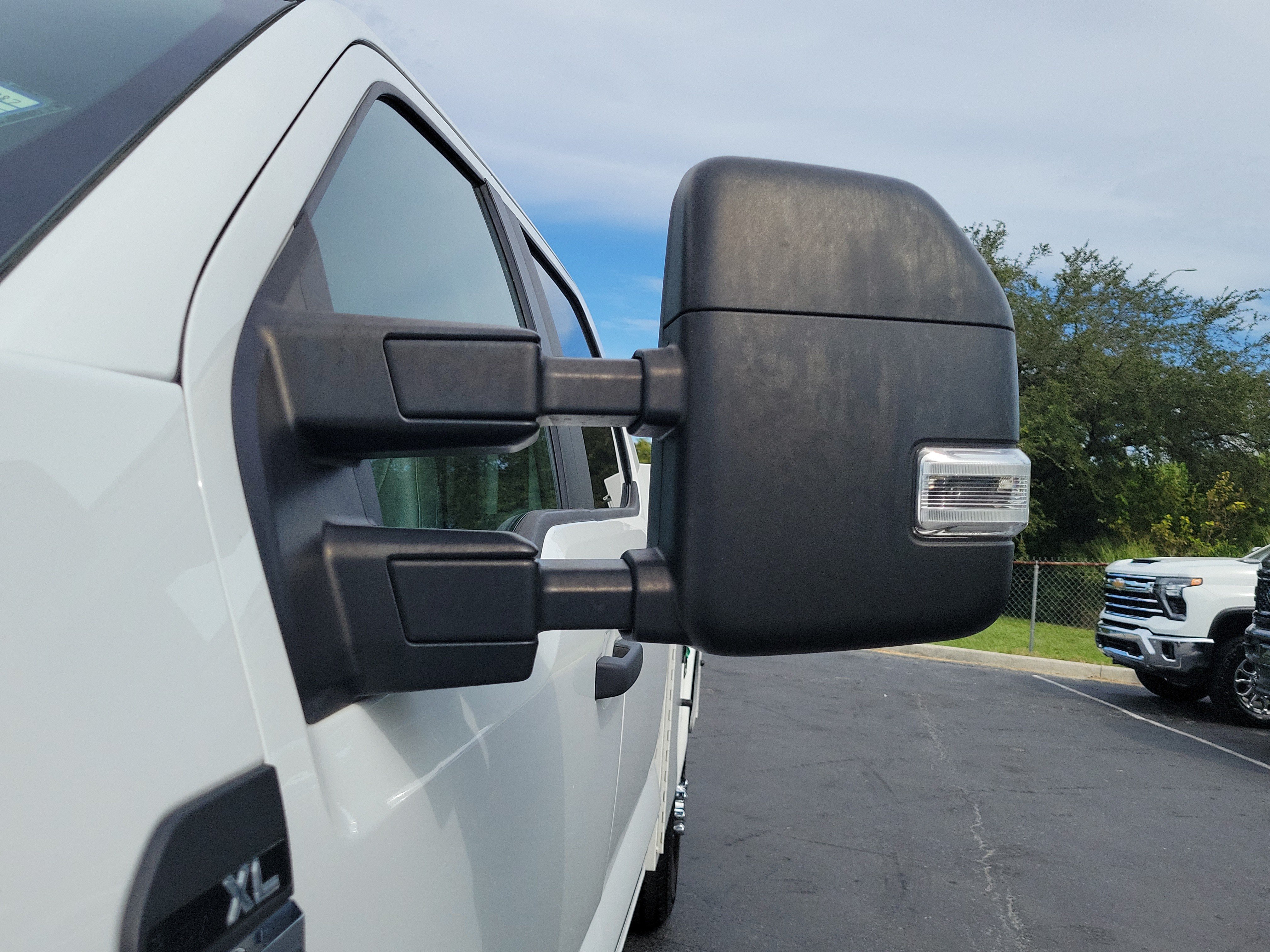 Certified 2024 Ford F350 XL w/ FX4 Off-Road Package AWD/4WD image 4
