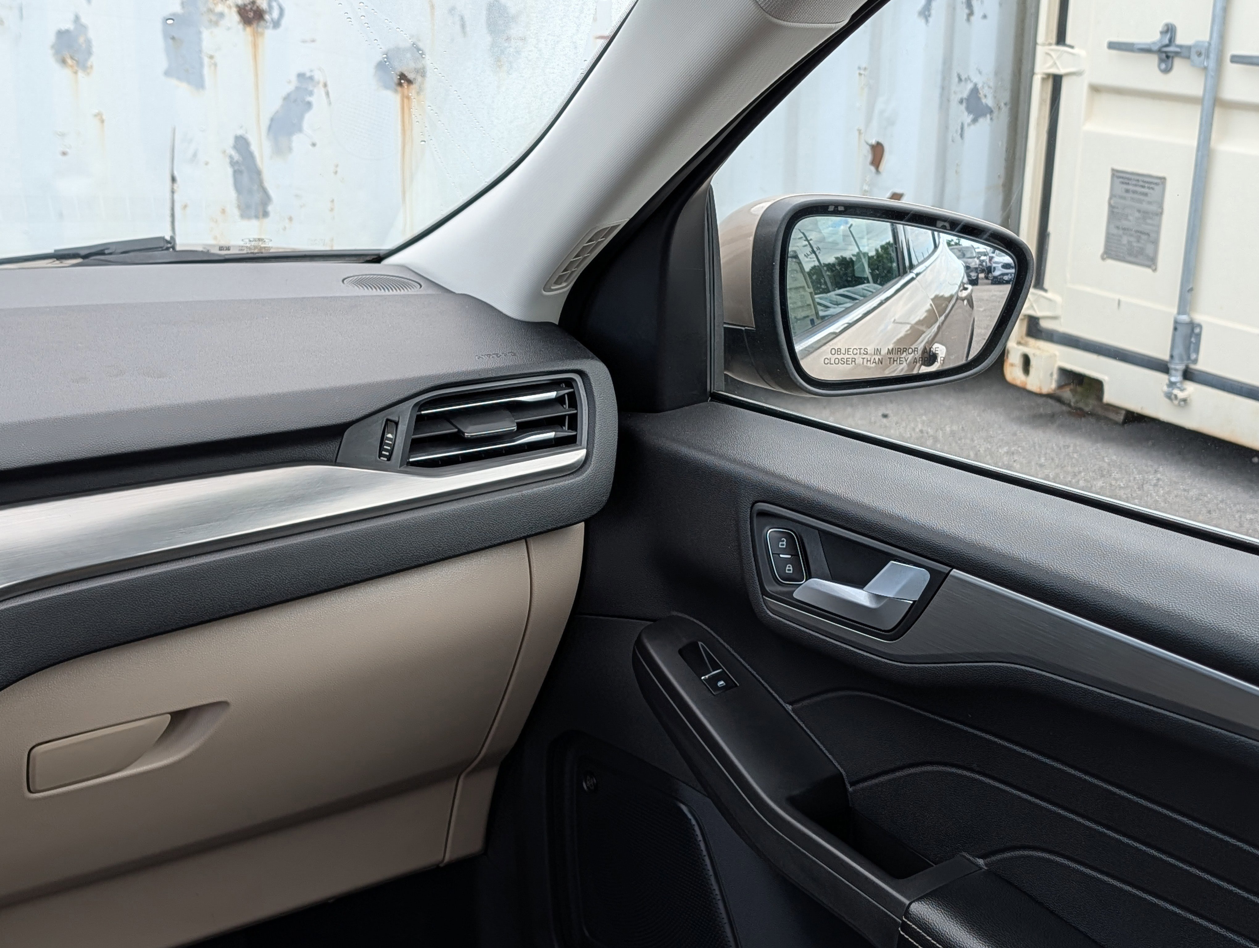 Certified 2021 Ford Escape Titanium image 17