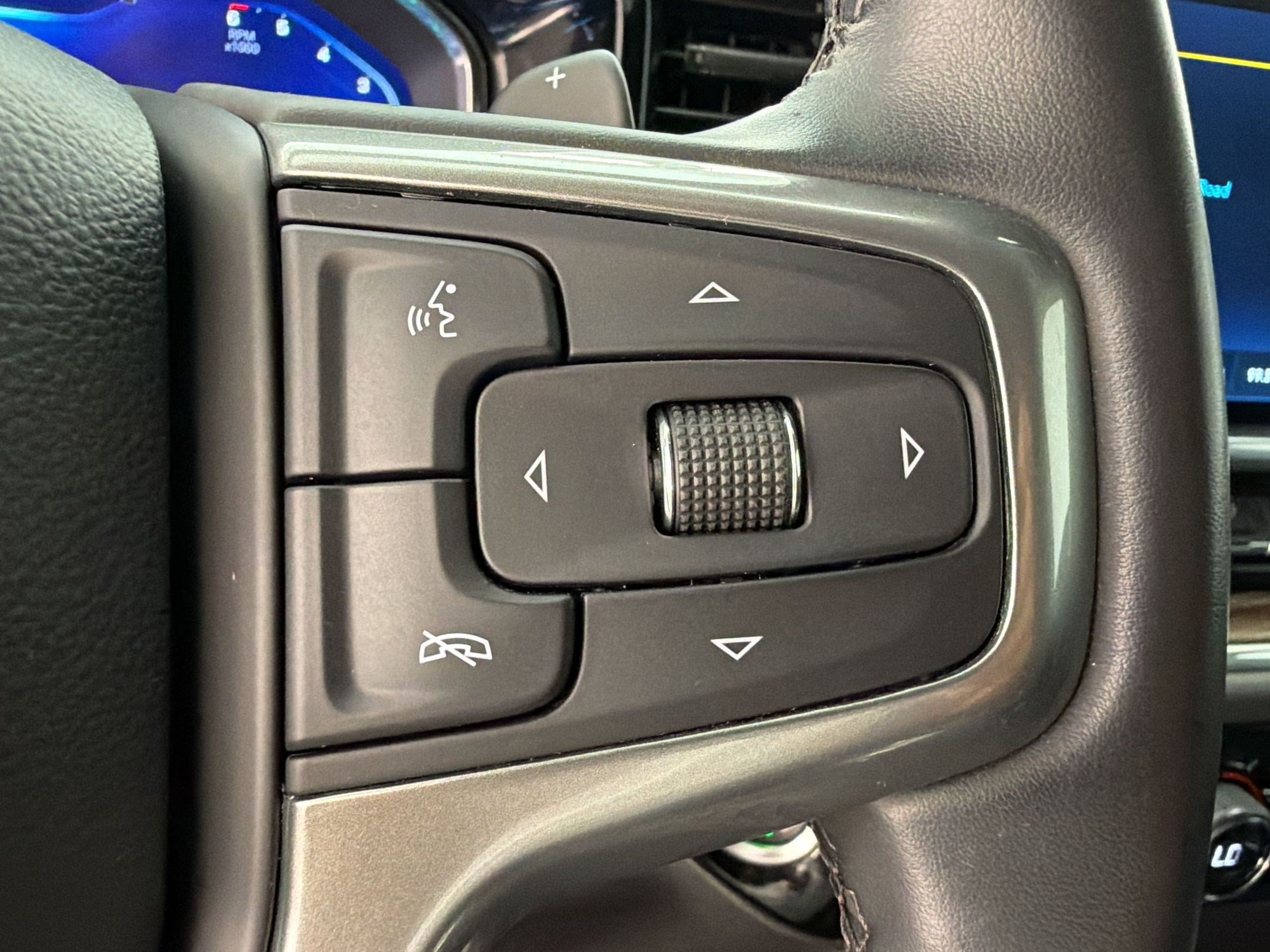 Used 2024 Chevrolet Silverado 1500 LT w/ Protection Package RWD image 18