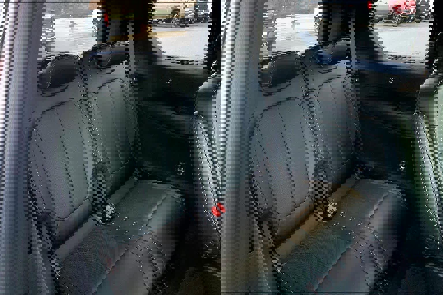 Used 2023 Jeep Grand Cherokee L Overland w/ Advanced Protech Group III image 19