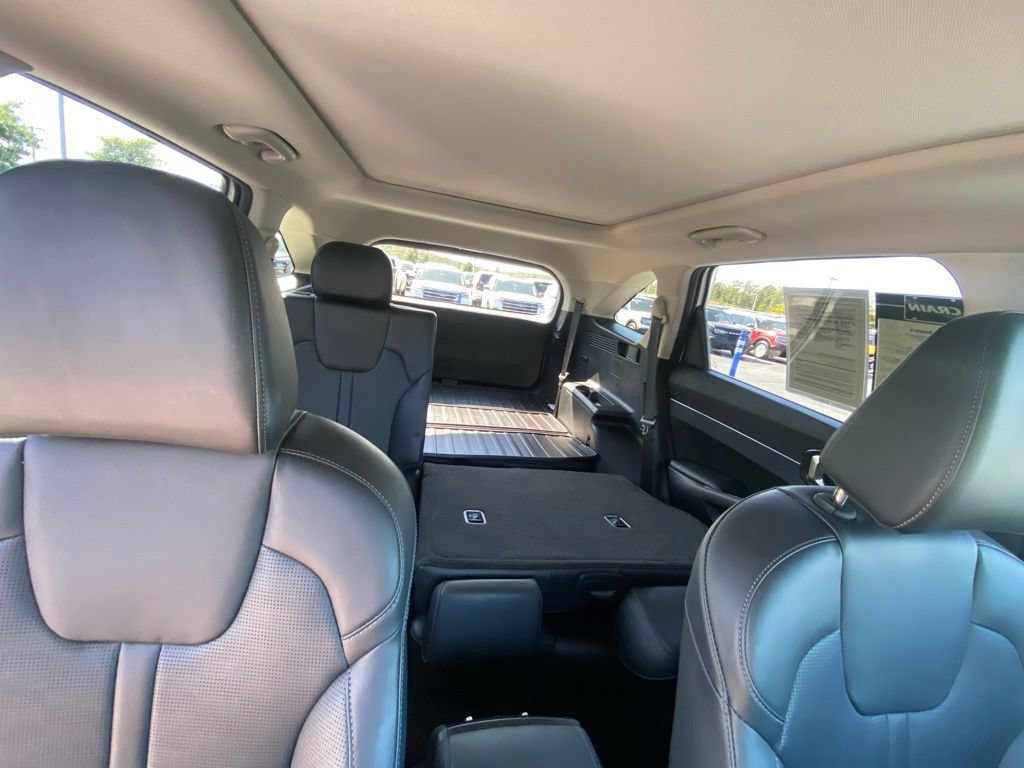 Used 2025 Kia Sorento S w/ Panoramic Sunroof Package FWD image 31