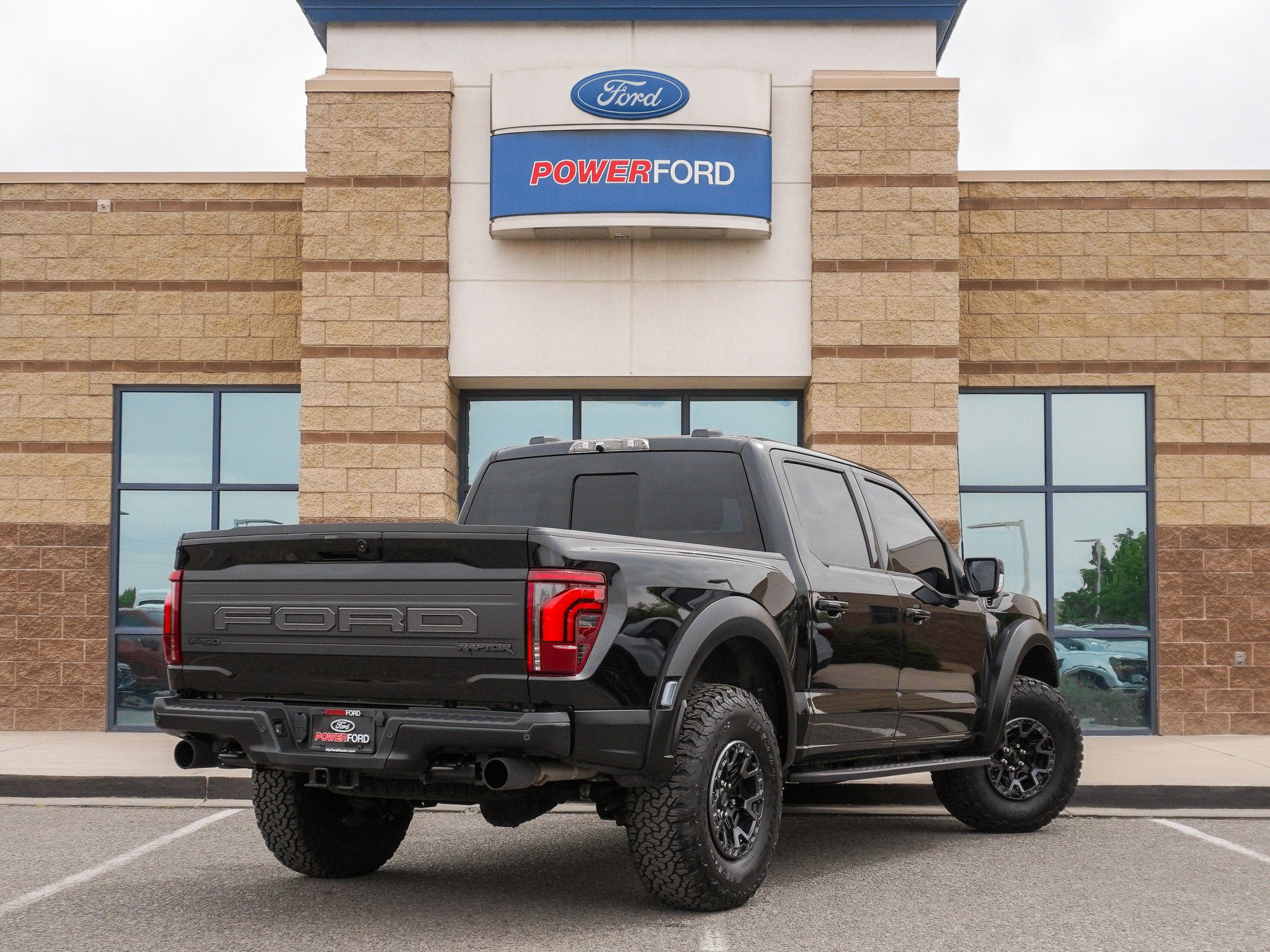 Certified 2025 Ford F150 Raptor AWD/4WD image 6
