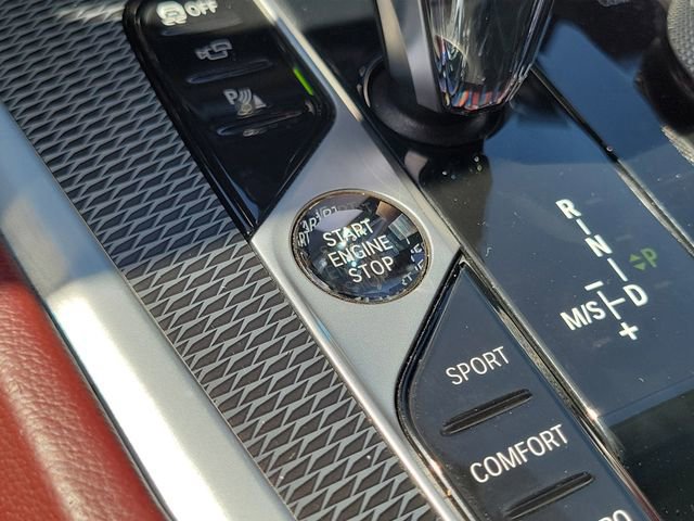 Used 2022 BMW X6 xDrive40i w/ Executive Package image 17