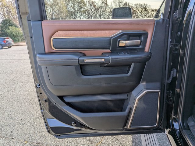 Used 2024 RAM 3500 Limited w/ Safety Group image 26