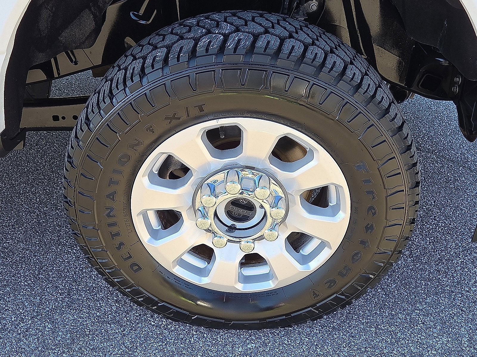 Certified 2024 Ford F250 XLT image 7