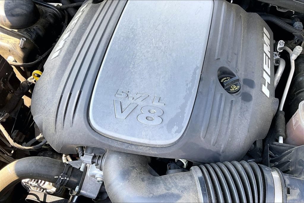 Used 2022 Dodge Challenger R/T RWD image 33