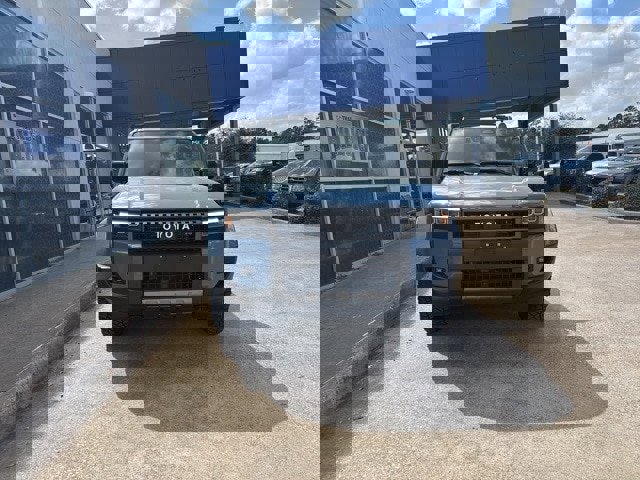 Used 2025 Toyota Land Cruiser image 3