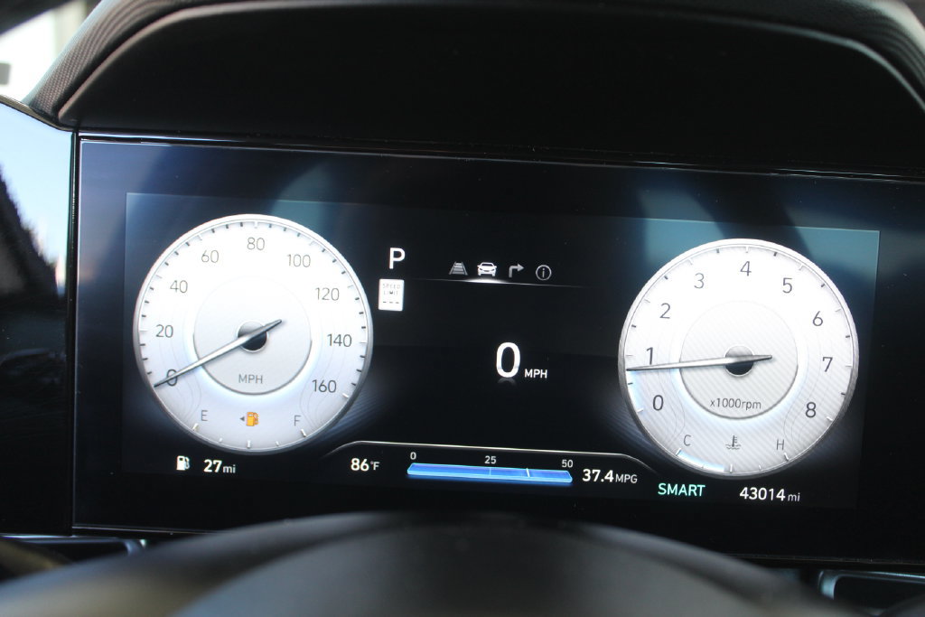 Used 2025 Hyundai Elantra SEL FWD image 18