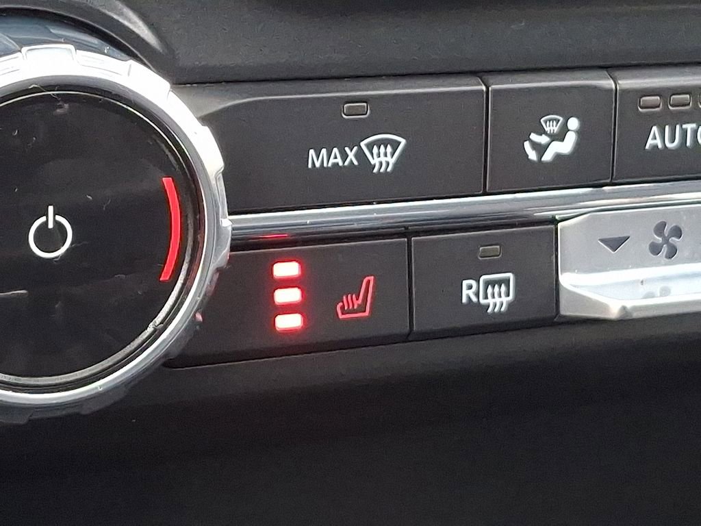 Certified 2022 Ford F150 XLT w/ Equipment Group 302A High image 27