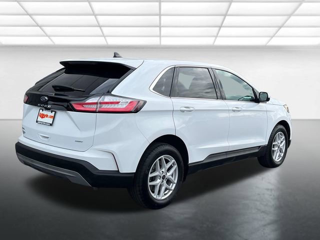 Certified 2024 Ford Edge SEL w/ Convenience Package AWD/4WD image 5