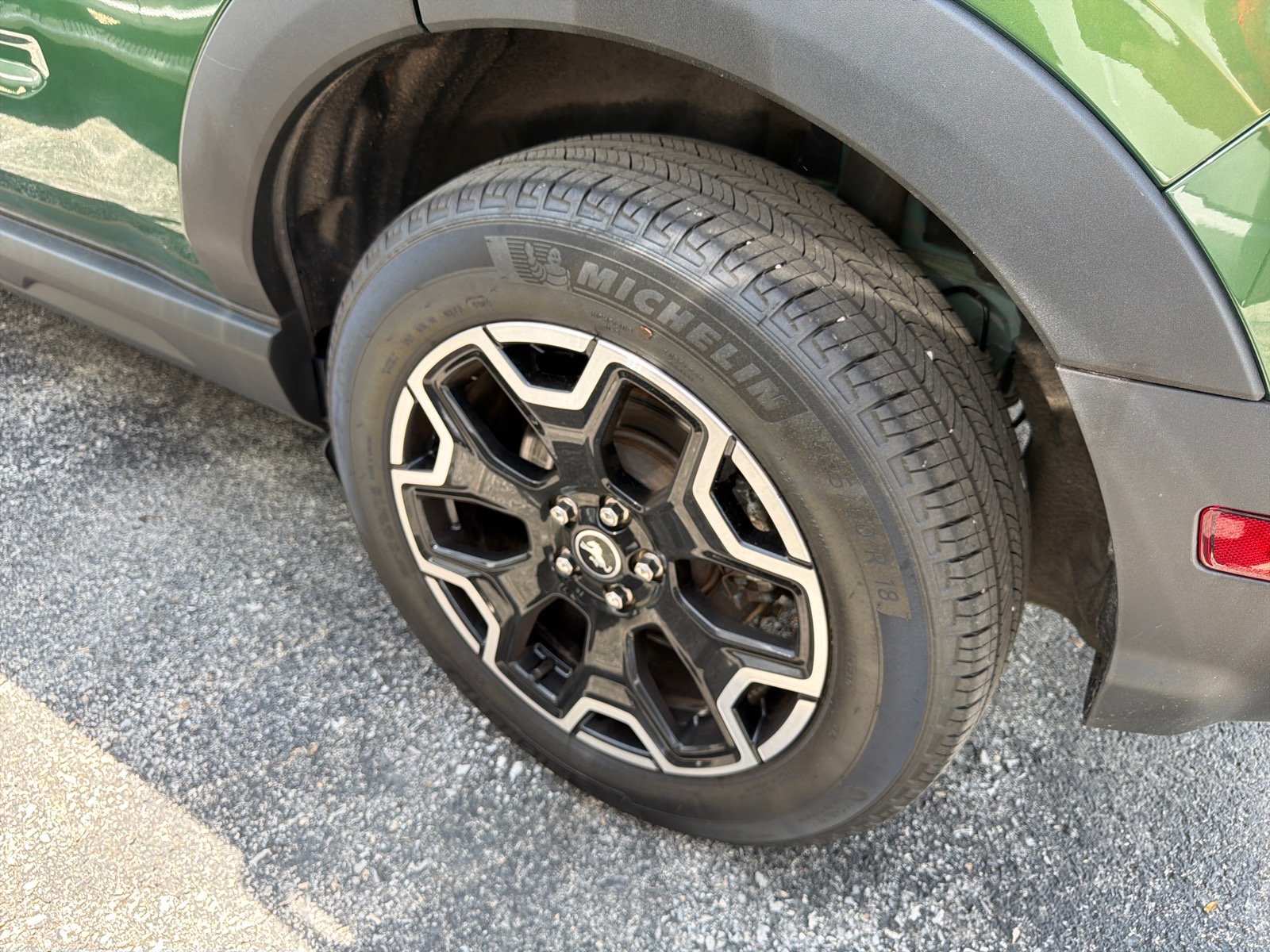 Certified 2025 Ford Bronco Sport Outer Banks w/ Outer Banks Tech Package+ AWD/4WD image 10