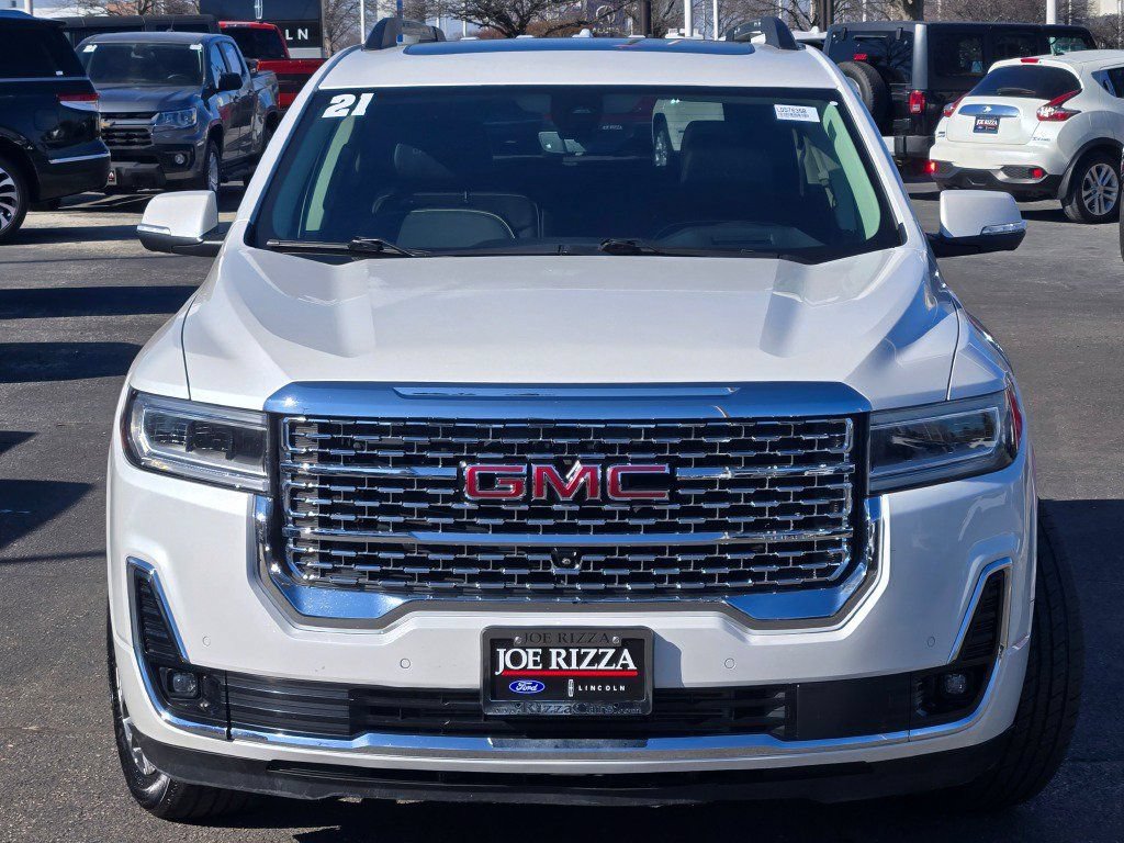 Used 2021 GMC Acadia Denali w/ Denali Ultimate Package AWD/4WD image 3