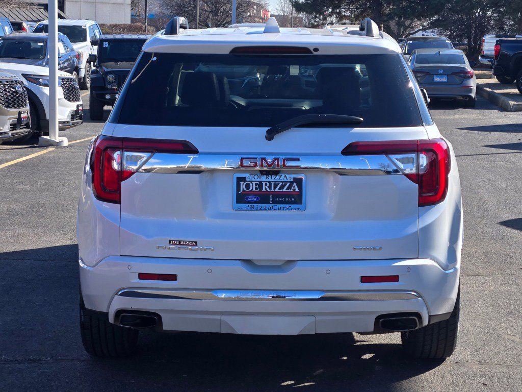 Used 2021 GMC Acadia Denali w/ Denali Ultimate Package image 3