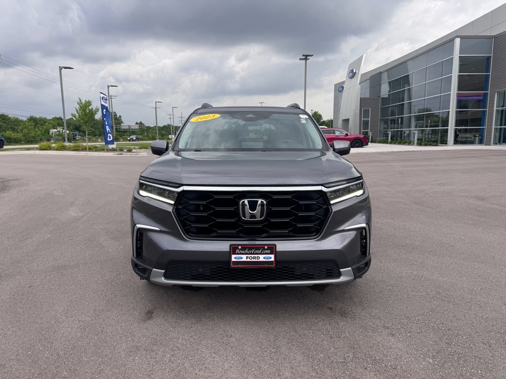 Used 2023 Honda Pilot Touring image 8