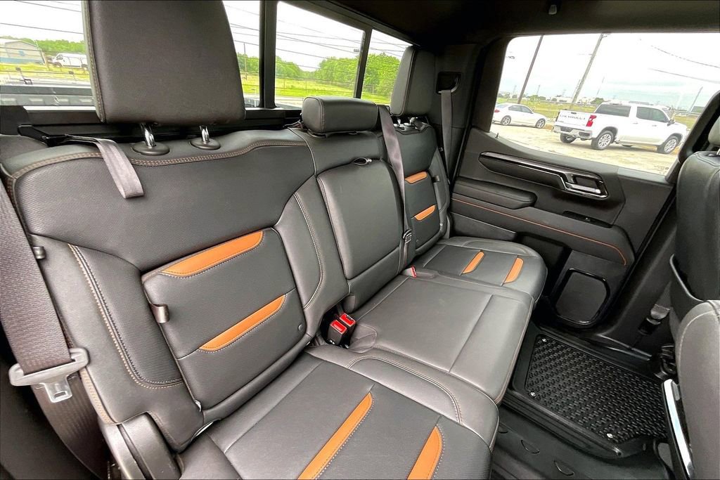 Used 2023 GMC Sierra 1500 AT4 w/ AT4 Preferred Package AWD/4WD image 22