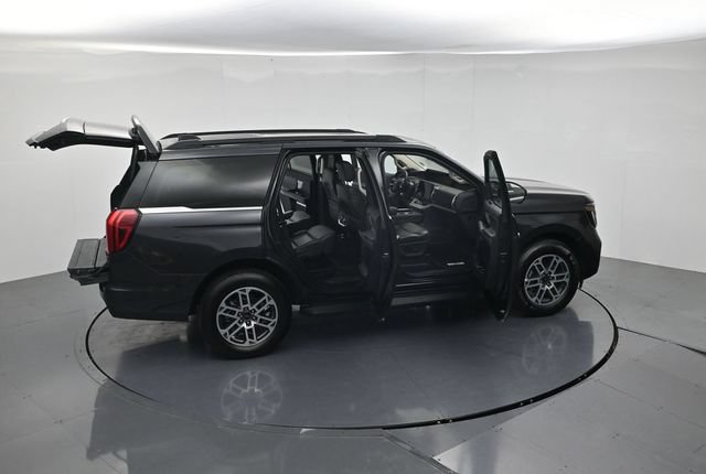 Certified 2025 Ford Expedition Active RWD image 53