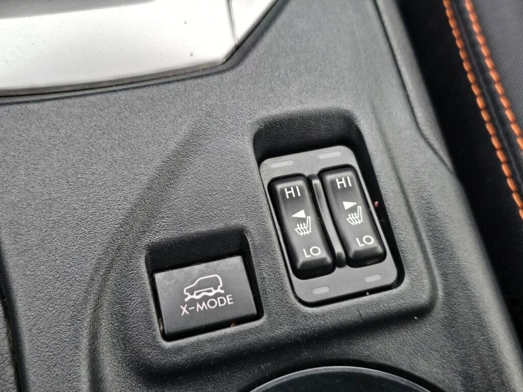 Used 2021 Subaru Crosstrek 2.0i Premium w/ Moonroof Package image 26