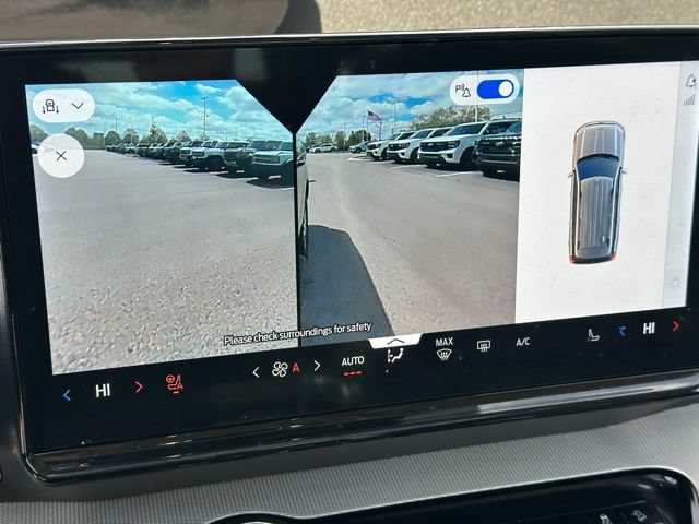 Certified 2025 Ford Expedition Active AWD/4WD image 34