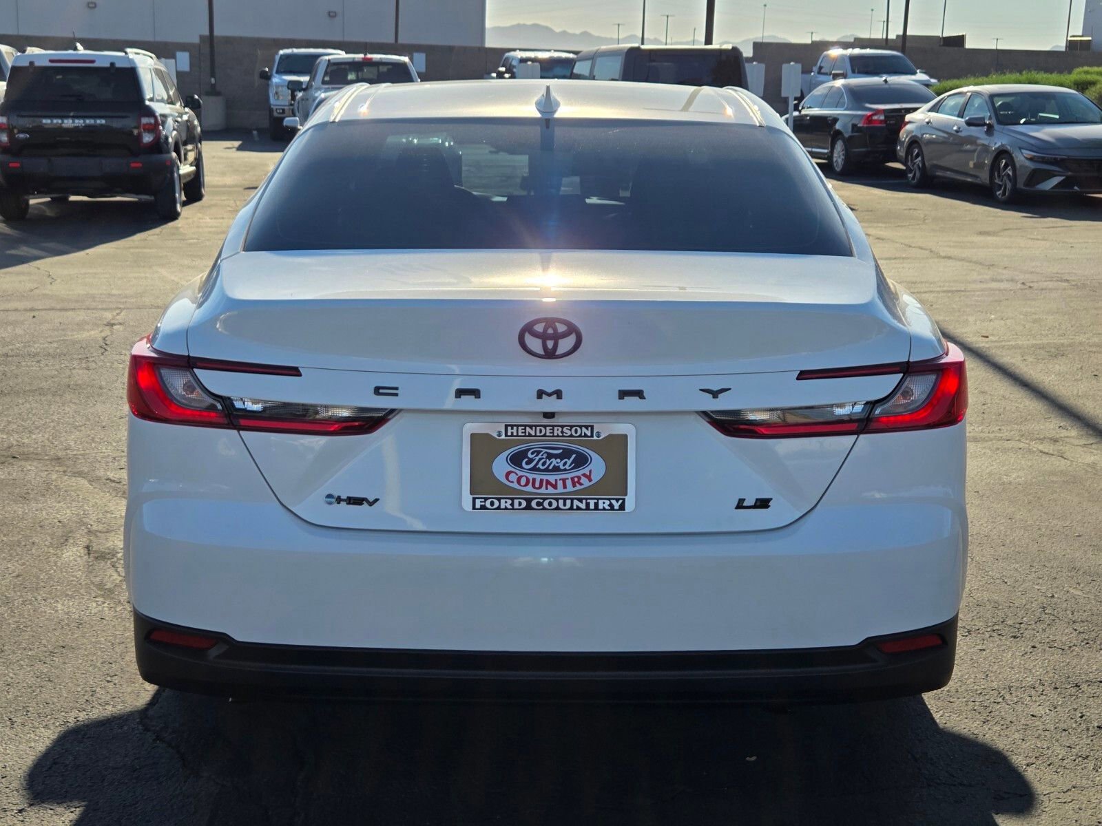 Used 2025 Toyota Camry LE w/ Convenience Package FWD image 4