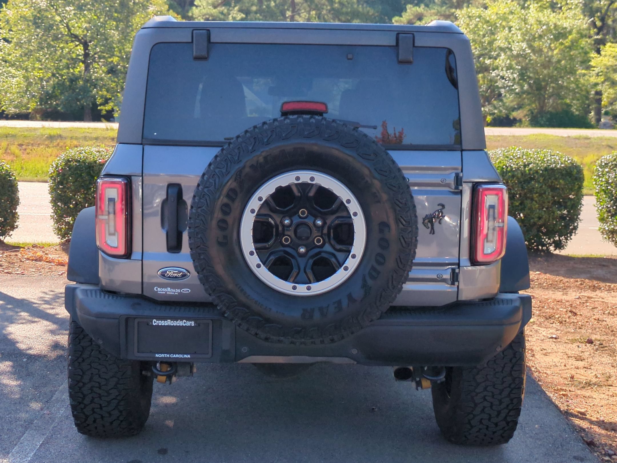 Certified 2023 Ford Bronco Badlands w/ Sasquatch Package AWD/4WD image 4