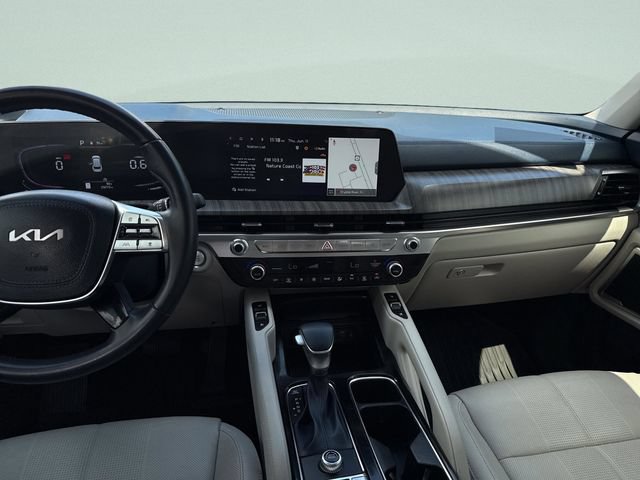 Used 2024 Kia Telluride EX w/ EX Captain's Chair Package FWD image 37