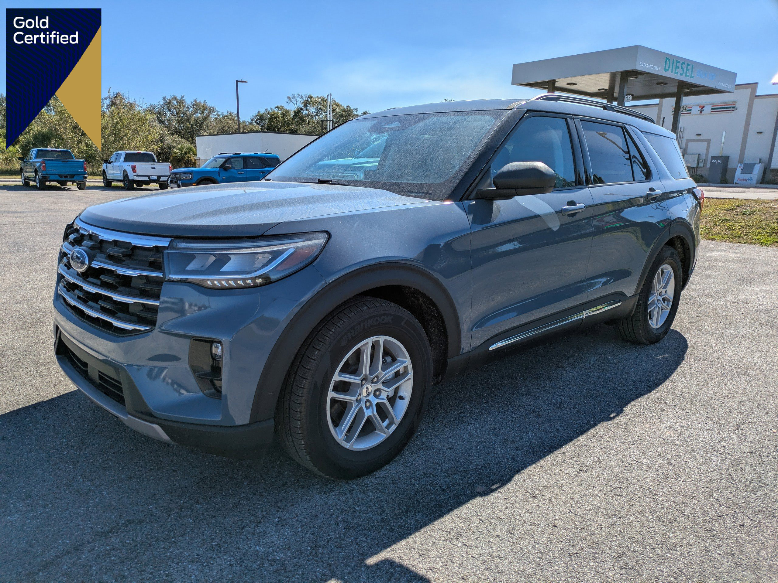 Certified 2025 Ford Explorer Active w/ Active Comfort Package image 1