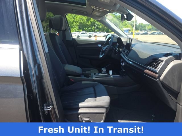 Used 2023 Audi Q5 2.0T Premium w/ Convenience Package AWD/4WD image 12