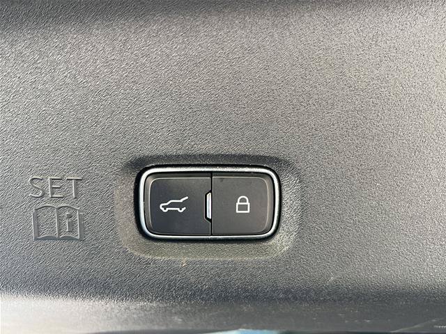 Certified 2025 Ford Expedition Active AWD/4WD image 21