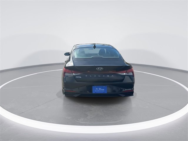 Used 2023 Hyundai Elantra SEL w/ Cargo Package image 4
