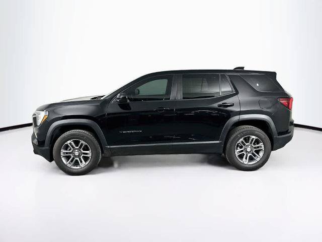 Used 2025 GMC Terrain Elevation AWD/4WD image 3