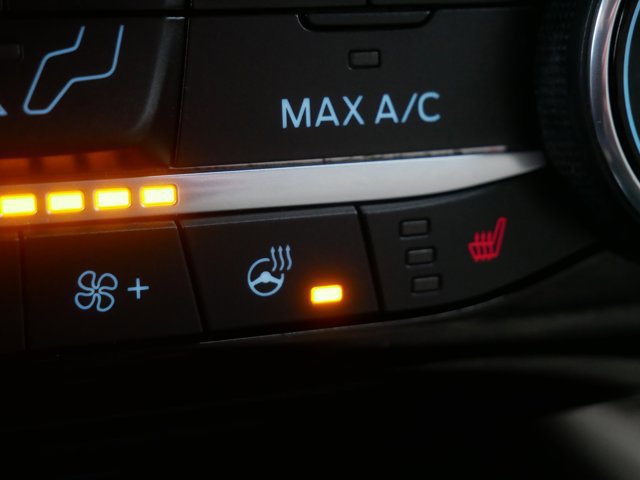 Certified 2022 Ford Escape Titanium image 24