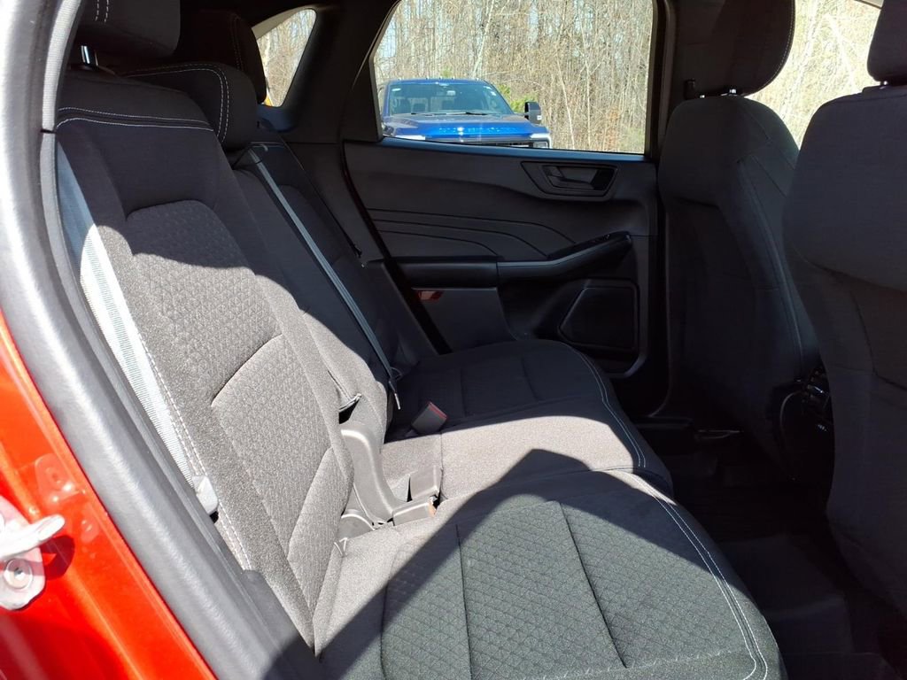 Certified 2023 Ford Escape Active AWD/4WD image 11