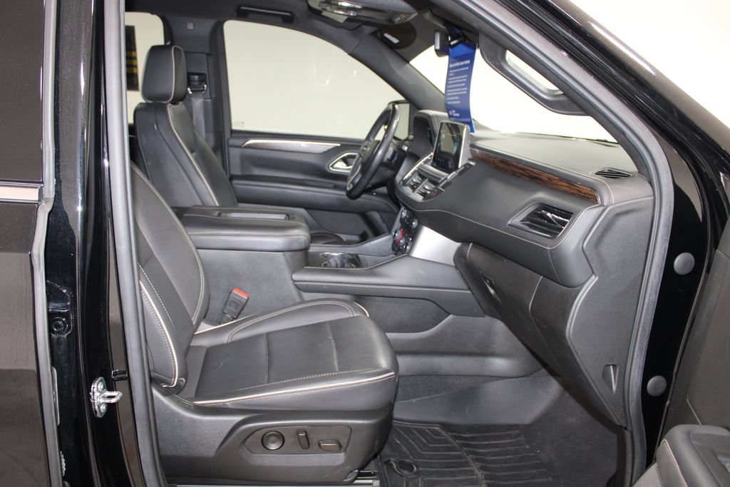 Used 2022 Chevrolet Suburban Premier RWD image 30