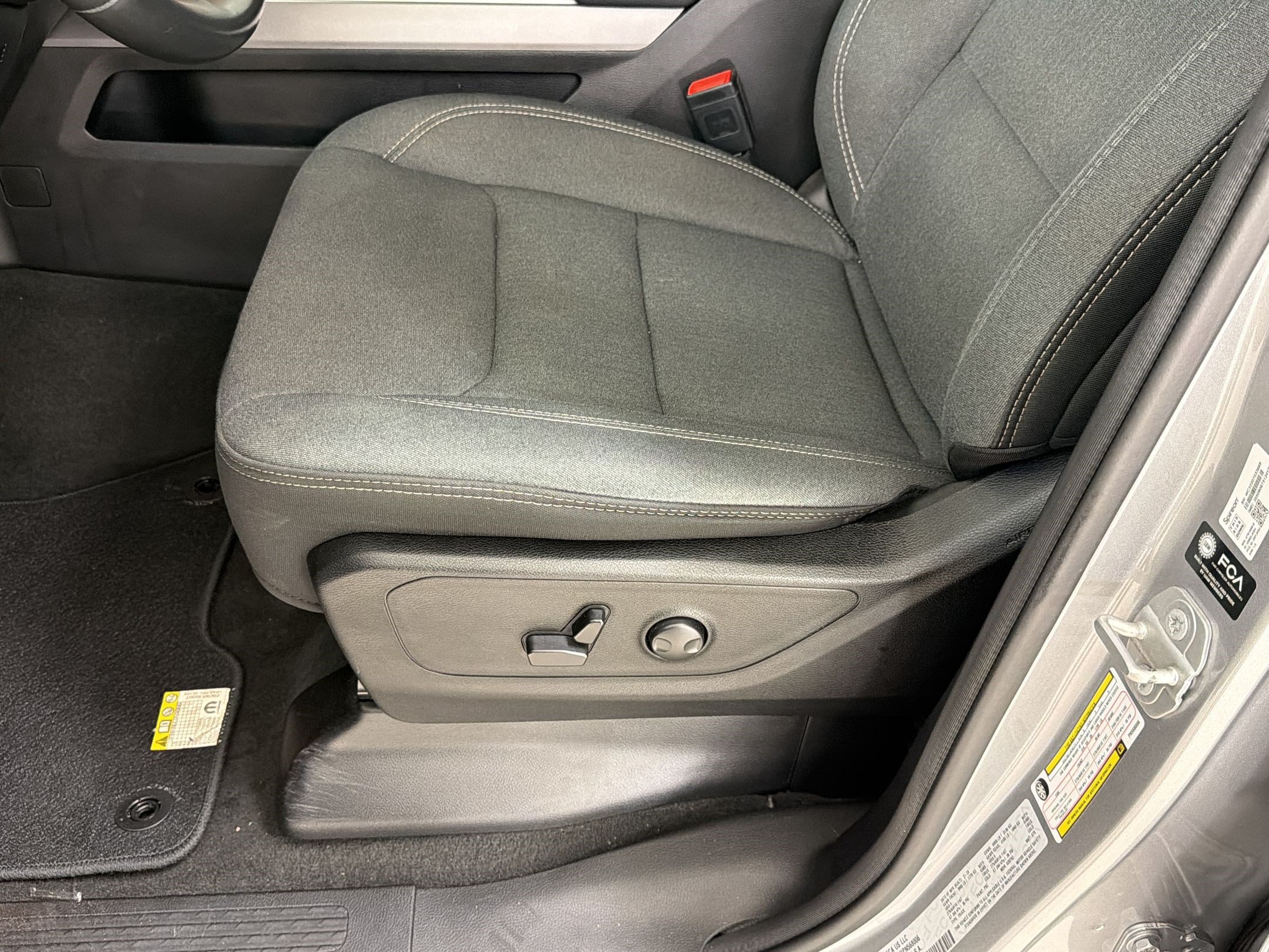 Used 2023 RAM 1500 Lone Star AWD/4WD image 14