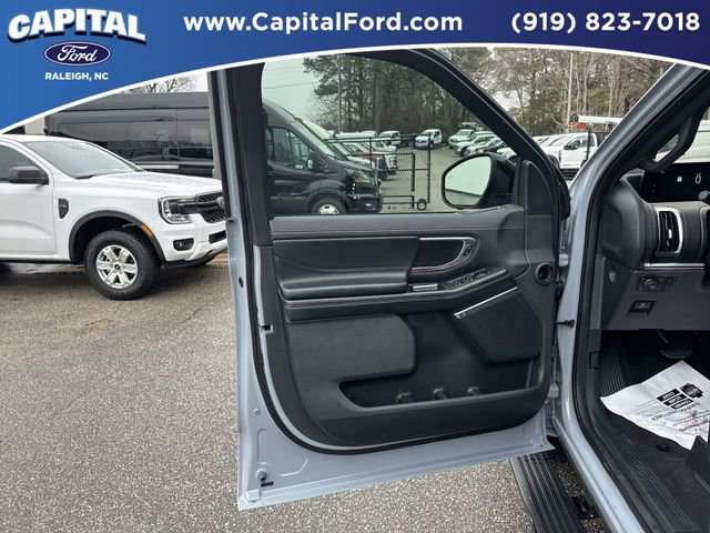 Certified 2025 Ford Expedition Platinum w/ Stealth Performance Package image 19