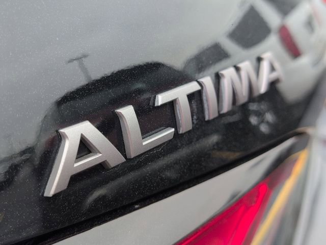 Used 2025 Nissan Altima 2.5 SV image 8