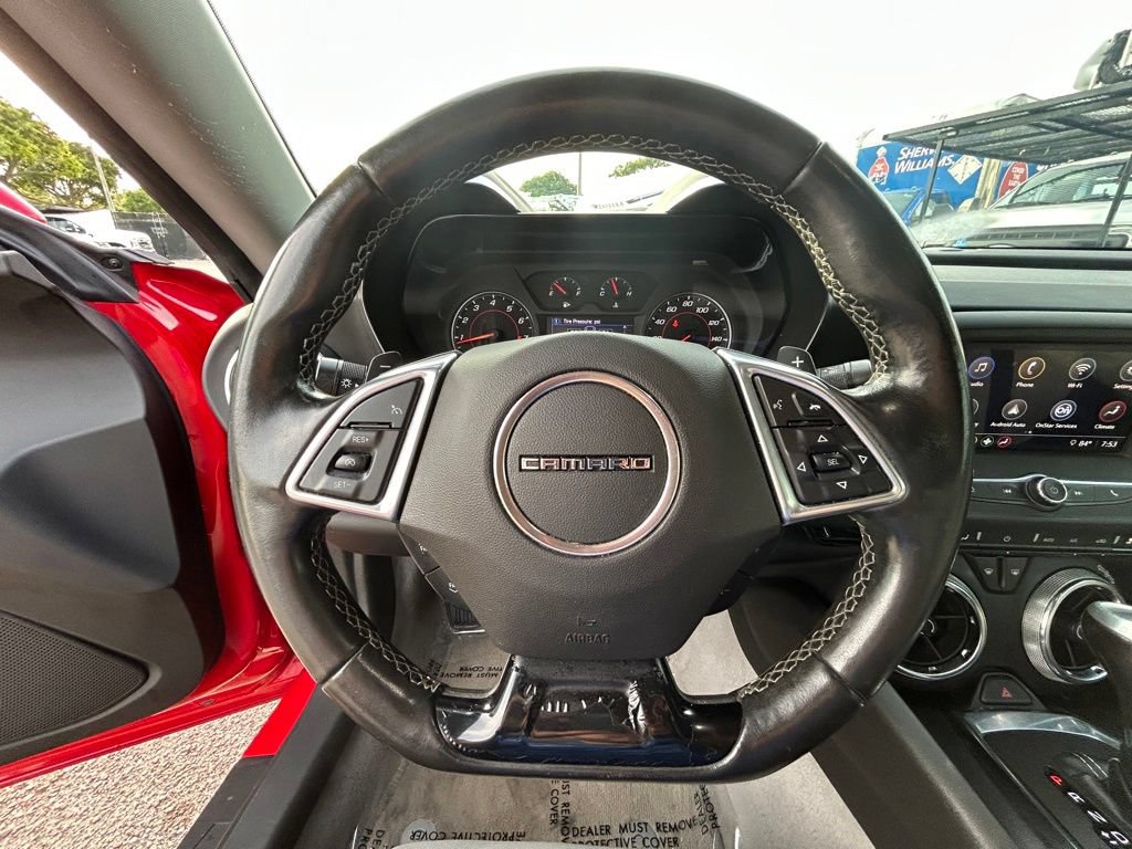 Used 2022 Chevrolet Camaro LT RWD image 17
