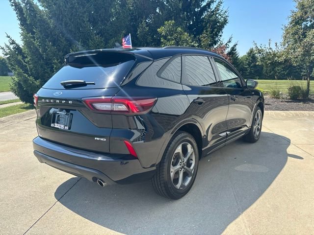 Certified 2024 Ford Escape ST-Line w/ Tech Pack #1 AWD/4WD image 6