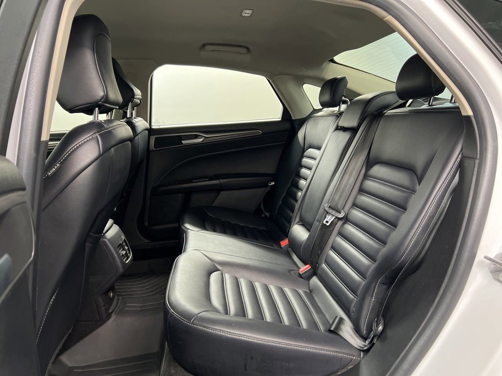 Certified 2020 Ford Fusion SEL image 31