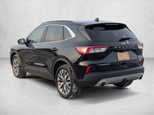 Certified 2022 Ford Escape Titanium w/ Class II Trailer Tow Package image 5