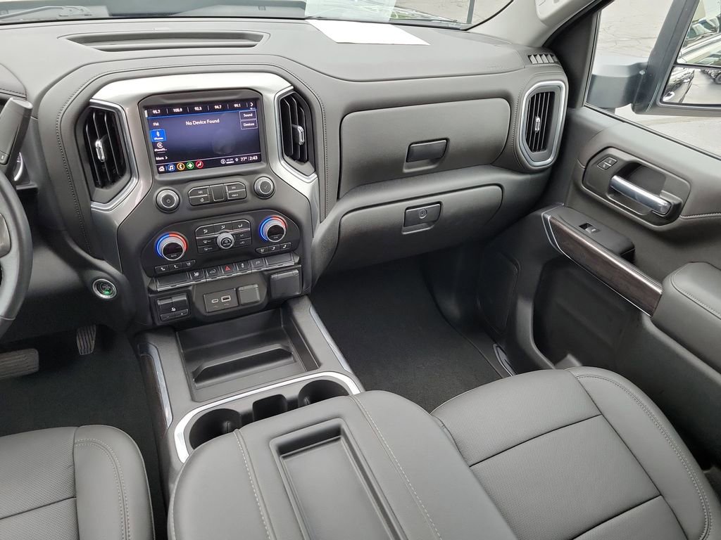 Used 2022 Chevrolet Silverado 2500 LTZ w/ LTZ Convenience Package AWD/4WD image 15