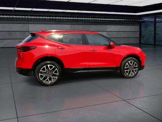 Used 2023 Chevrolet Blazer RS w/ Enhanced Convenience Package image 7