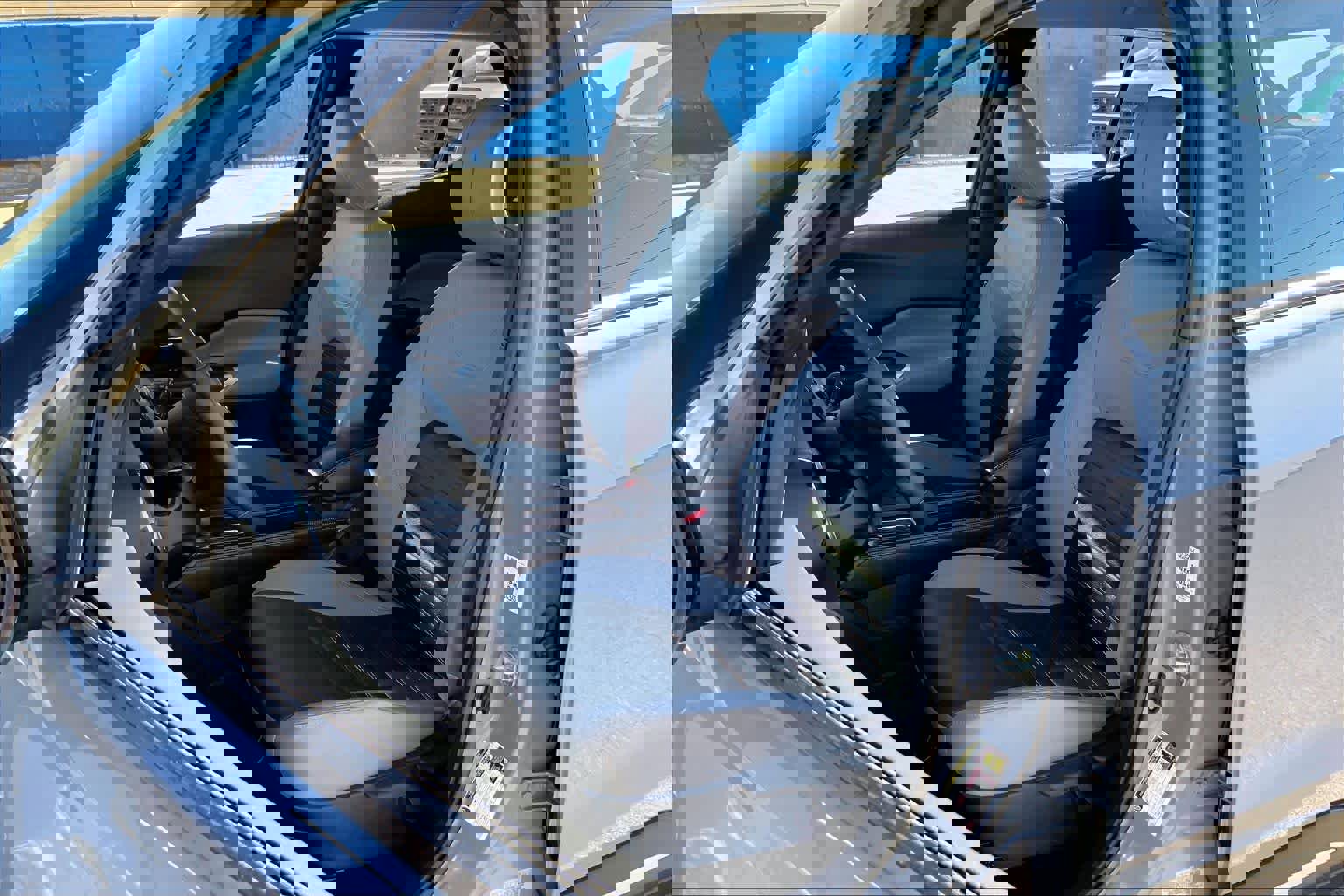 Used 2023 Nissan Kicks SR w/ SR Premium Package image 7