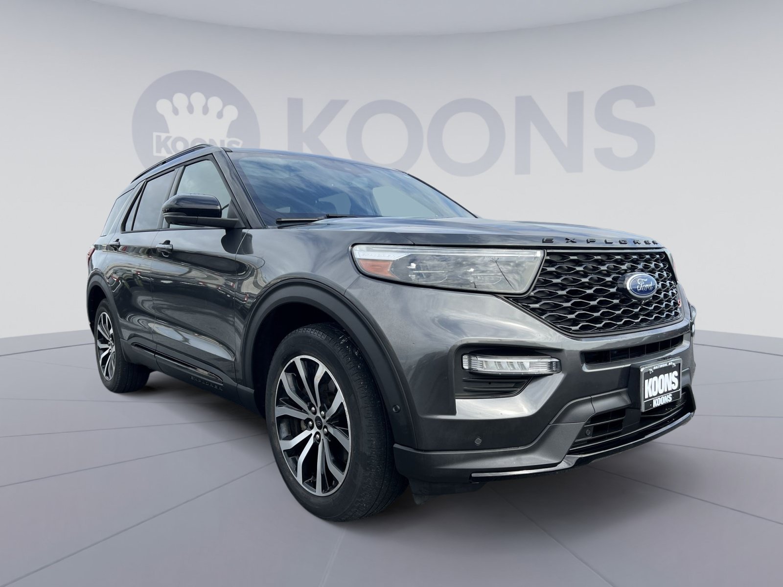 Certified 2020 Ford Explorer ST w/ Premium Technology Package AWD/4WD image 10